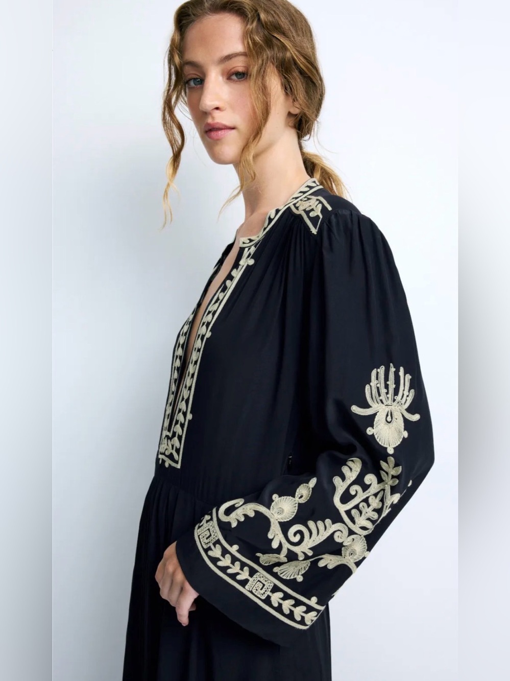 Isabel Marant Etoile Feliana Dress
Embroidered Black Maxi with Cream Accent Sz 6 - Picture 10 of 17